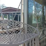 Strandhuisje Camping *